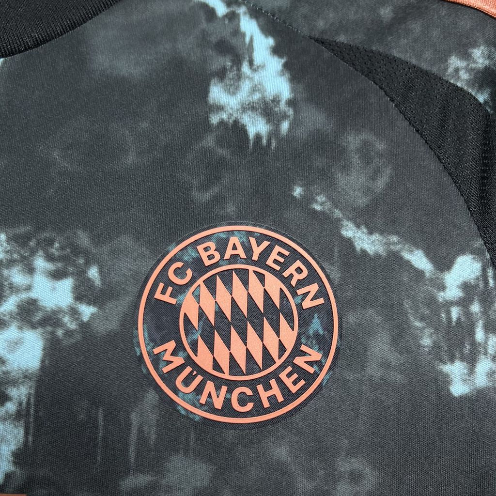 Bayern Munich Away Football shirt 2024/25