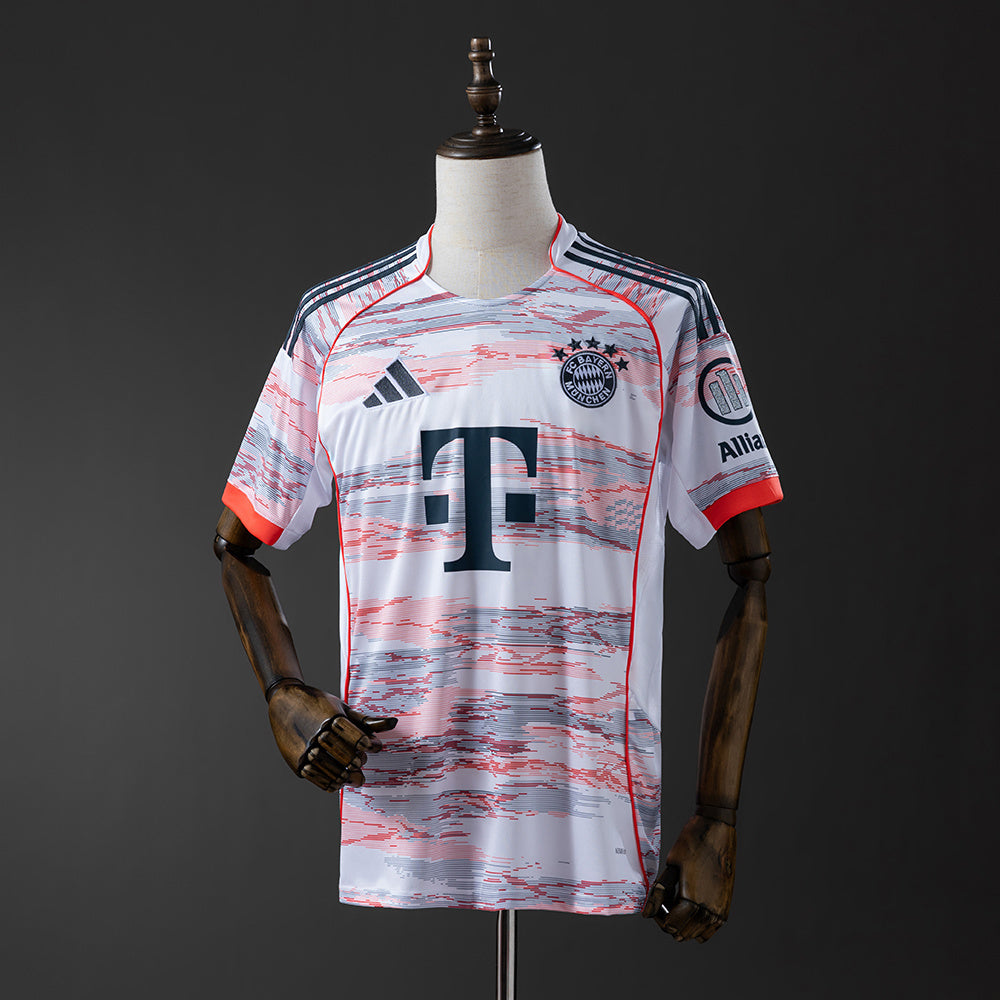 Bayern Munich Away Football shirt 2025/26